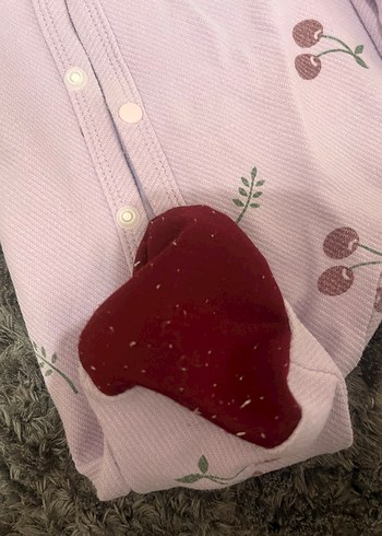 Yenidoğan Düğmeli Lila Nakışlı Bebek Kız Tulum - Görsel 2