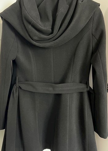 Siyah Kaşe Kemerli Kaban - Görsel 4