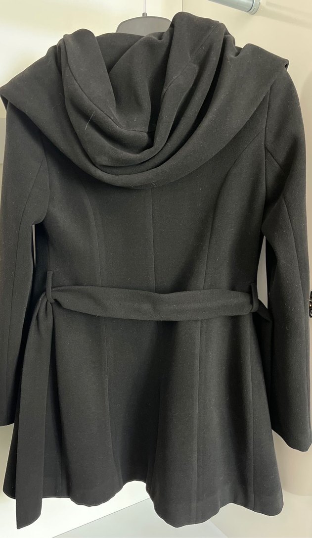 Siyah Kaşe Kemerli Kaban - Görsel 4