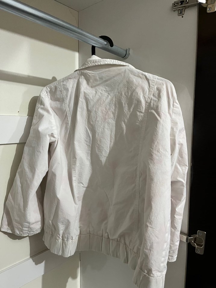 Beyaz Ceket - Görsel 2