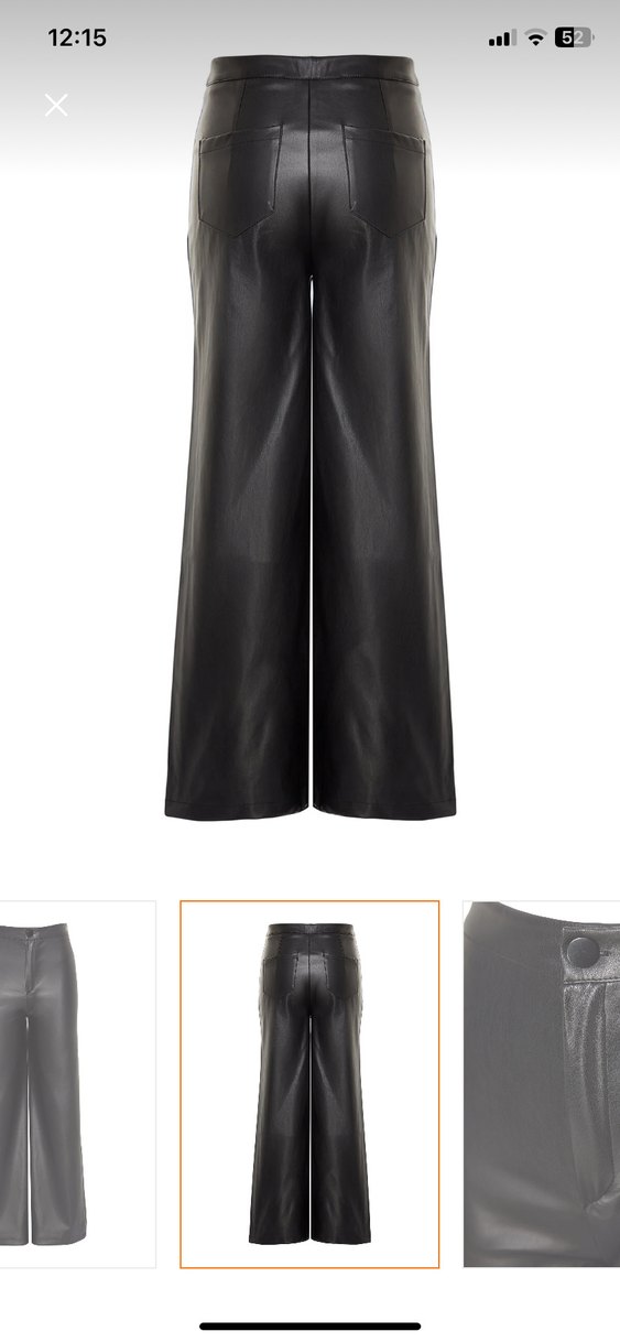 Siyah Parlak Deri Düğmeli Kadın - Görsel 3