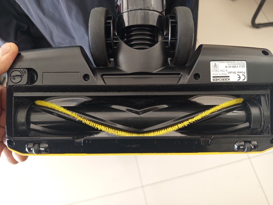 Karcher vc6 Dikey Elektrikli Süpürge - Görsel 3