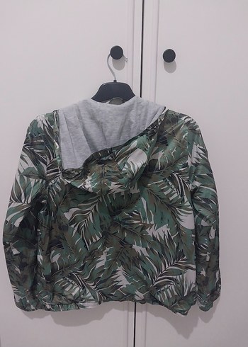 kız çocuk kapüşonlu Yeşil Desenli yağmurluk - Görsel 2