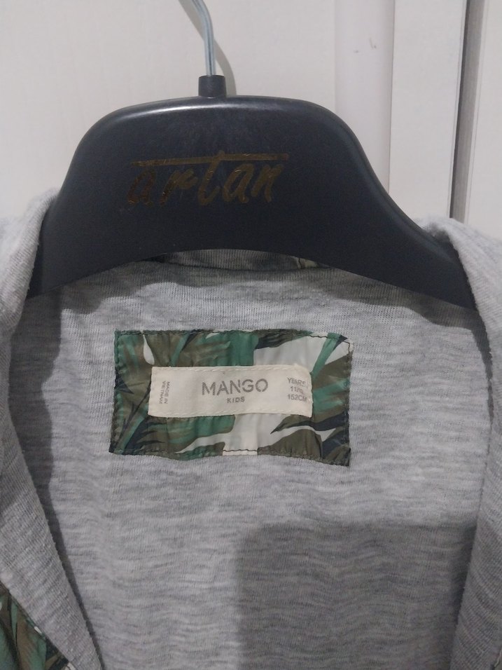 kız çocuk kapüşonlu Yeşil Desenli yağmurluk - Görsel 3