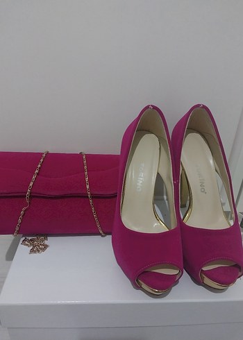 Pembe Zincir Detaylı  çanta veSüet Topuklu Ayakkabı - Görsel 3