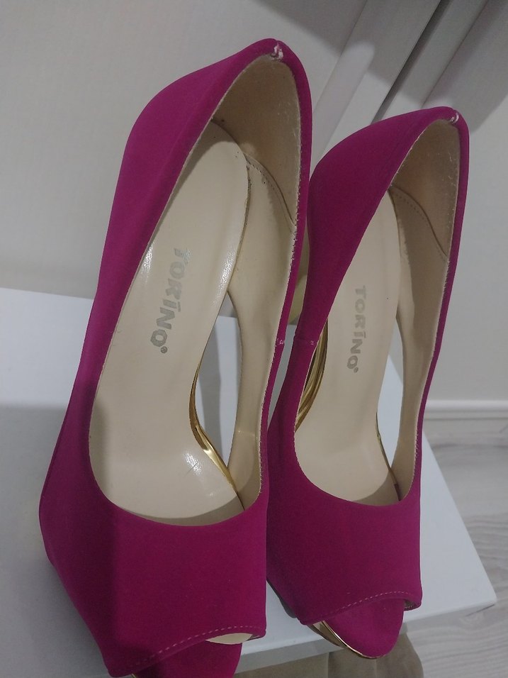 Pembe Zincir Detaylı  çanta veSüet Topuklu Ayakkabı - Görsel 2