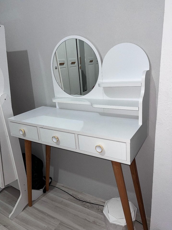 makyaj masasi - Görsel 2