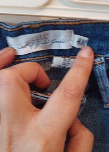 Kadın Mavi Kemerli Mini Kot Şort - Görsel 2