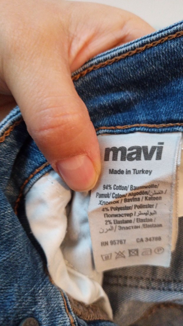 Kadın Mavi Bol Kesim Denim Mini Şort - Görsel 3