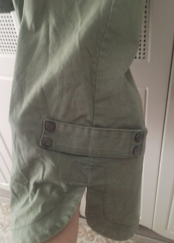 Düğmeli Uzun Yeşil Kadın Yağmurluk - Görsel 6