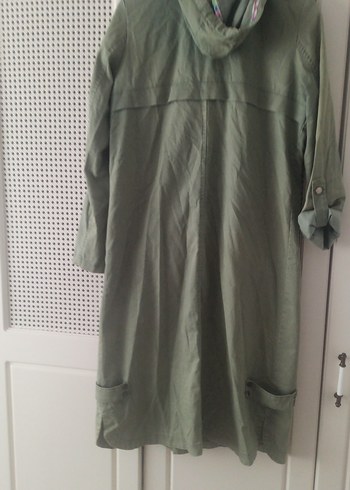 Düğmeli Uzun Yeşil Kadın Yağmurluk - Görsel 5