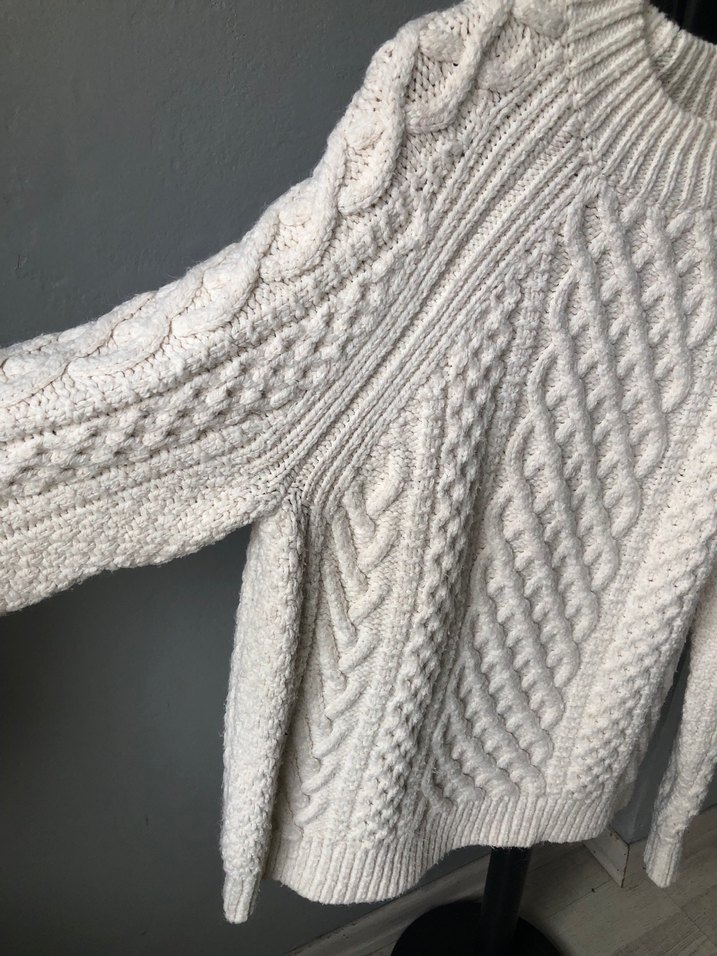 Kadın Beyaz Örgü Kazak - Görsel 2