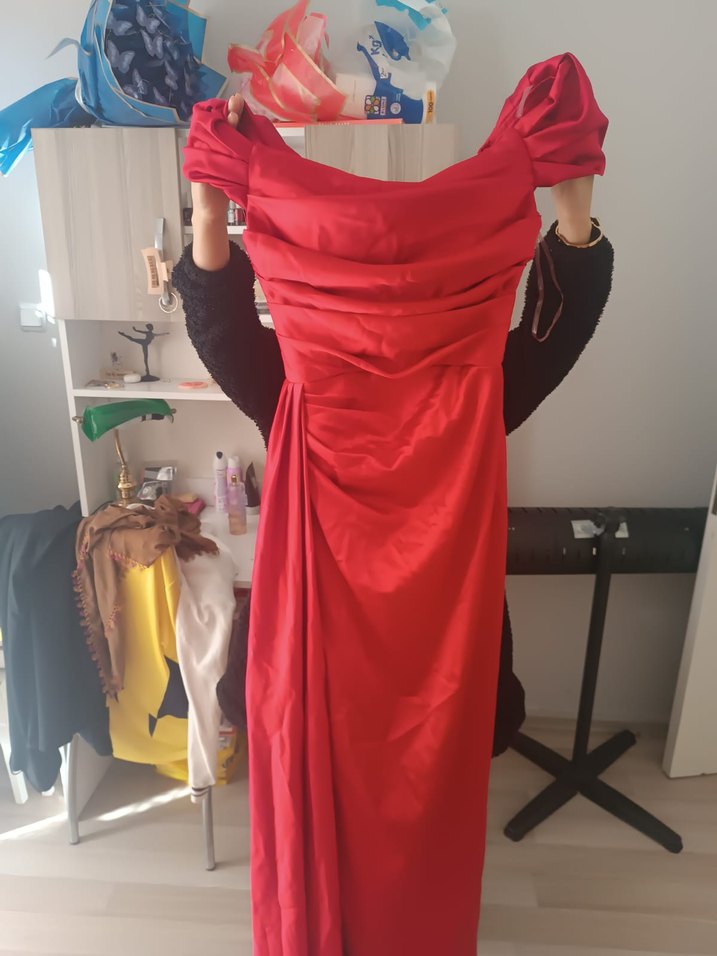 Kırmızı bordoya yakın Uzun Drapeli Straplez Abiye Elbise - Görsel 2