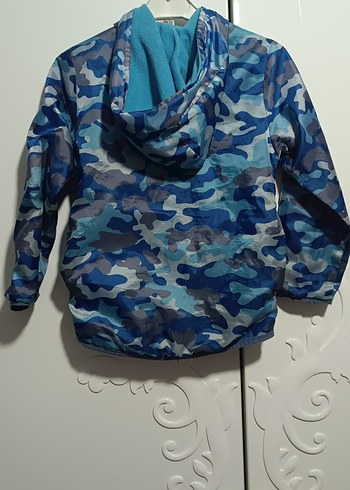 Kapüşonlu Mavi Kamuflaj Erkek Çocuk Mevsimlik Mont - Görsel 2