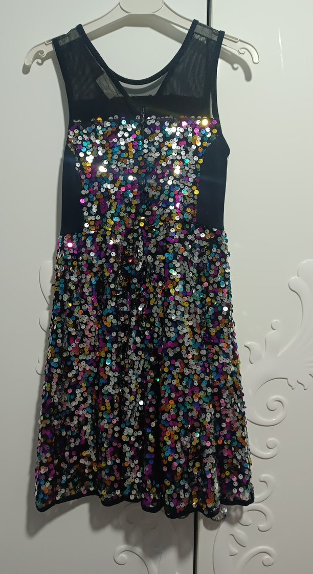 Renkli Payetli Kolsuz Kız Elbisesi - Görsel 3