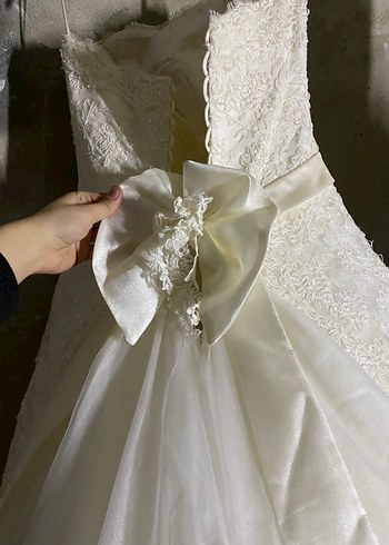 Askılı Straplez Beyaz Vintage Gelinlik - Görsel 4