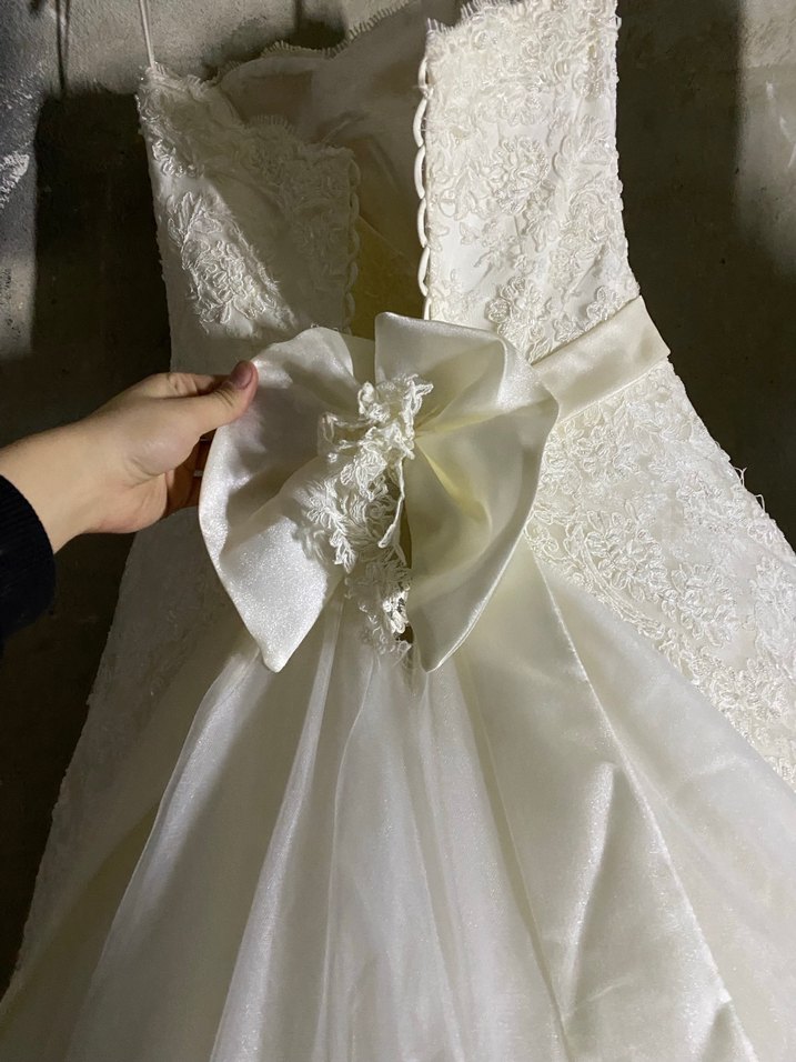 Askılı Straplez Beyaz Vintage Gelinlik - Görsel 4