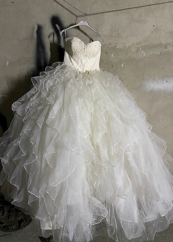 Straplez Beyaz Prenses Gelinlik - Görsel 2