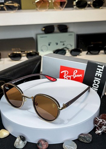 Ray Ban