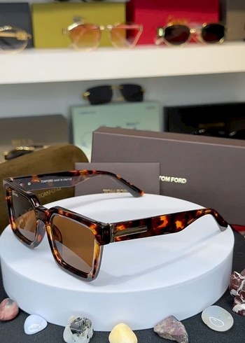 Tom Ford Klasik Şeffaf Kahverengi Gözlük - Görsel 2