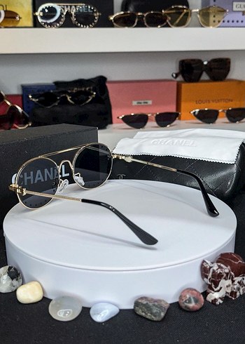 Altın Renkli Payetli Kadın Güneş Gözlüğü - Görsel 2