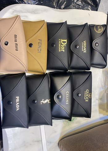 Versace Kadın Klasik Altın Renkli Gözlük - Görsel 3