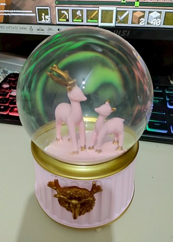 Geyik Figürlü Kar Küresi - Görsel 5