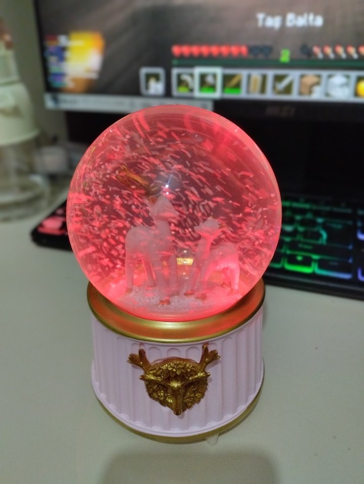 Geyik Figürlü Kar Küresi - Görsel 3