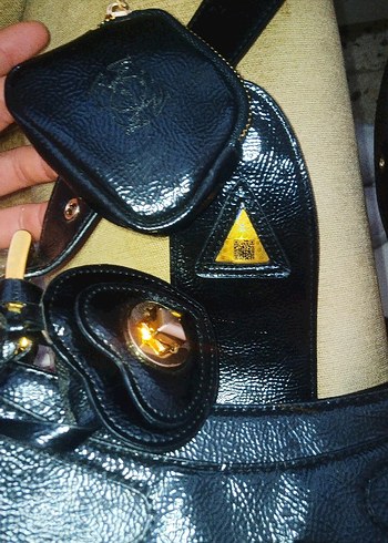 Kilitli Siyah Deri Kadın Çanta - Görsel 3