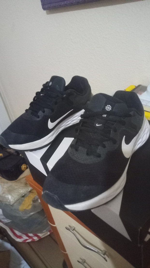 Siyah Nike Düz Tabanlı Kadın Spor Ayakkabı - Görsel 5