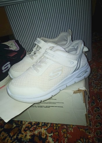 Skechers 34