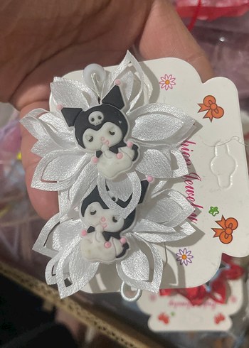 Beyaz Çiçekli Kedi Figürlü Çocuk Toka - Görsel 3