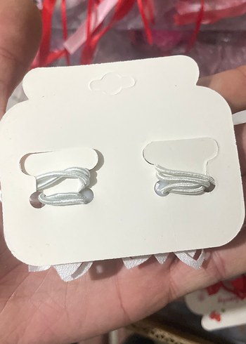 Beyaz Çiçekli Kedi Figürlü Çocuk Toka - Görsel 2