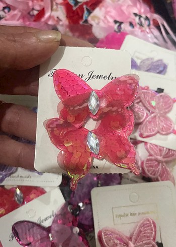 Pembe Payetli Kelebek Broş - Görsel 3