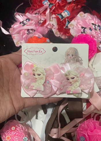 Pembe Fiyonk Detaylı Çocuk Toka - Görsel 3