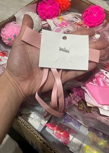 Pembe İpek Görünümlü Fiyonk Toka - Görsel 2