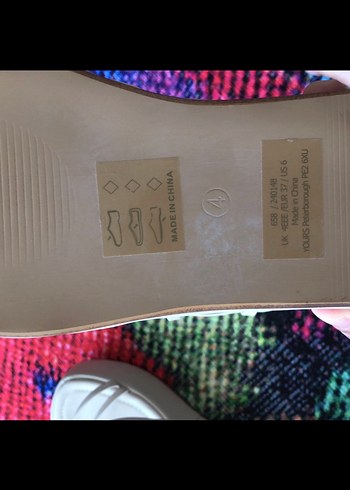 Beyaz Örgü Detaylı Dolgu Topuklu Sandalet - Görsel 5