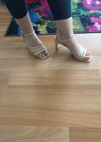 Bej Tokalı Kadın Topuklu Sandalet - Görsel 7