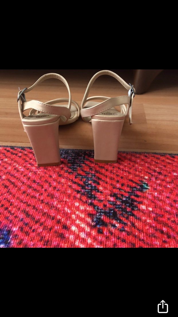 Bej Tokalı Kadın Topuklu Sandalet - Görsel 2