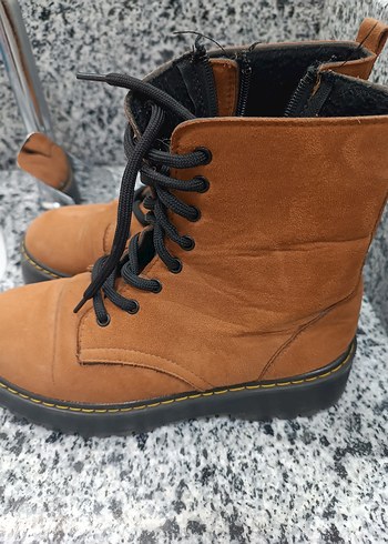 Kahverengi Süet Tabanlı Kadın Botu - Görsel 3