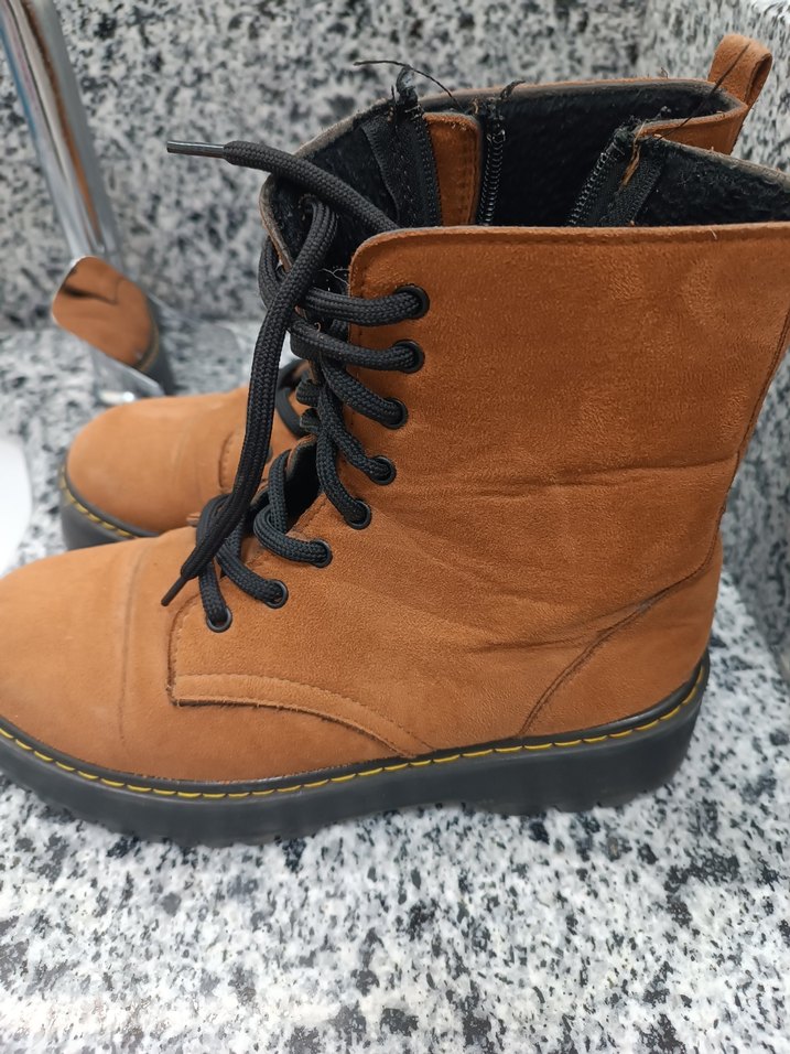 Kahverengi Süet Tabanlı Kadın Botu - Görsel 3