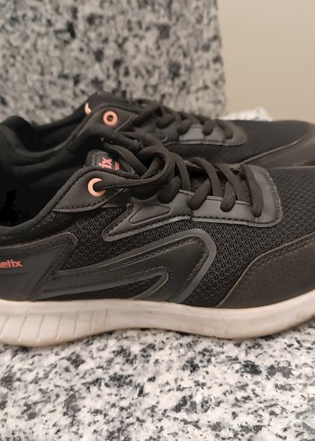 Siyah Bağcıklı Kadın Spor Ayakkabı - Görsel 2