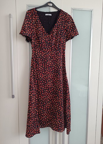 Bordo V Yaka Çiçek Desenli Uzun Elbise - Görsel 2