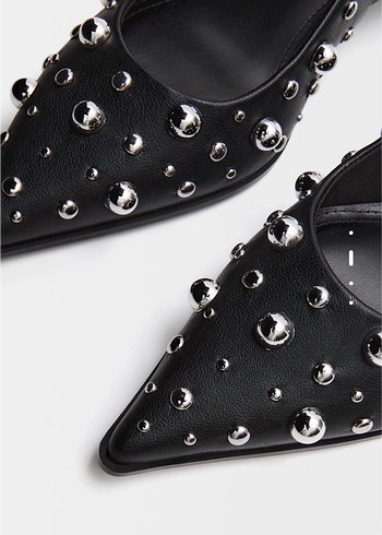 BERSHKA KISA SİVRİ TOPUKLU ZIMBALI AYAKKABI - Görsel 2