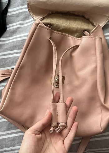 Bej Deri Kadın Sırt Çantası Tokalı - Görsel 4