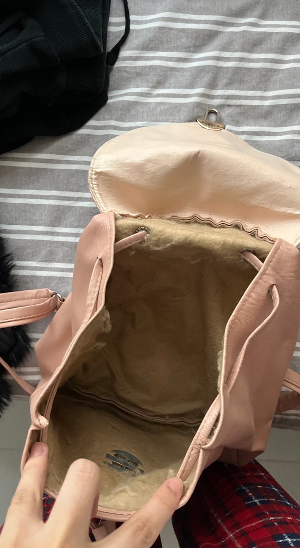 Bej Deri Kadın Sırt Çantası Tokalı - Görsel 3