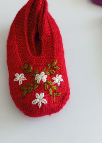 Nakışlı Kırmızı bayan örgü patik - Görsel 2