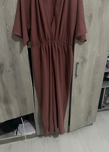 V Yaka Kısa Kollu Uzun Salaş Elbise - Görsel 2