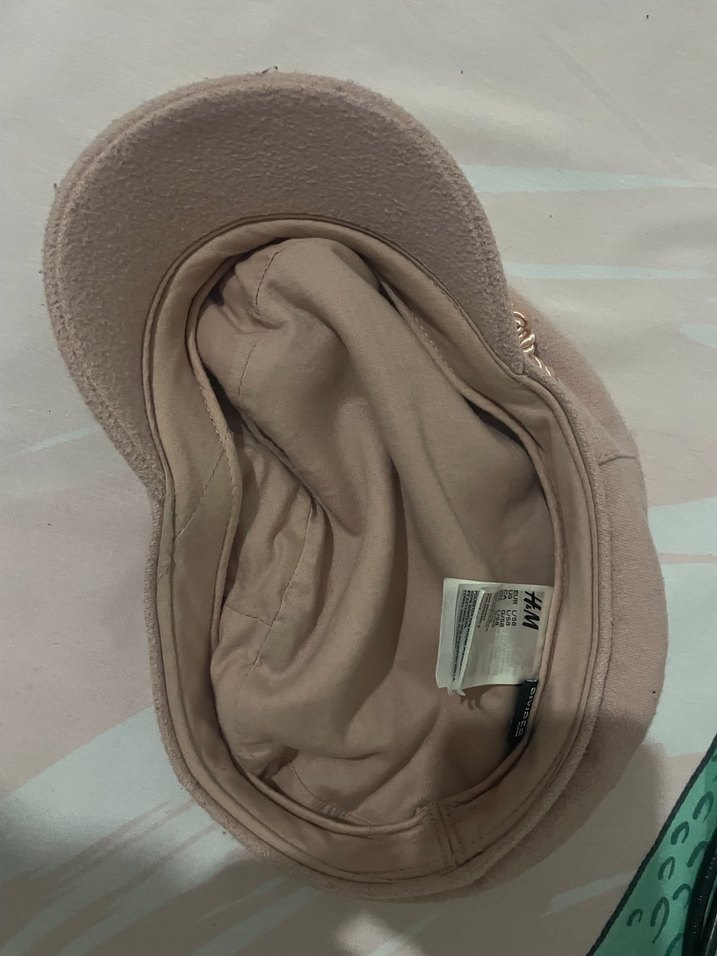 Bej Süet Zincir Detaylı Kadın Şapka - Görsel 2