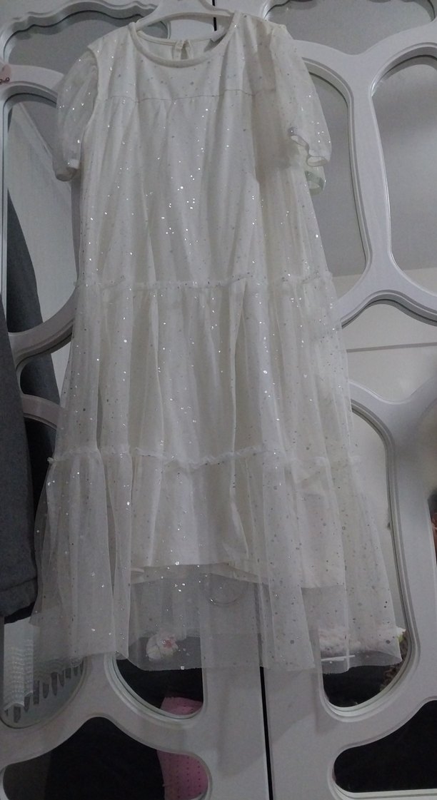 Beyaz Kız Çocuk Fırfırlı Elbise 10/11 yas - Görsel 3